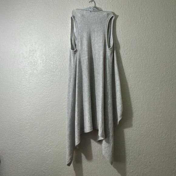 Vertigo Paris Women's Cardigan Size M Gray Tank Ruffled Open Front Angora Wool - Picture 3 of 10